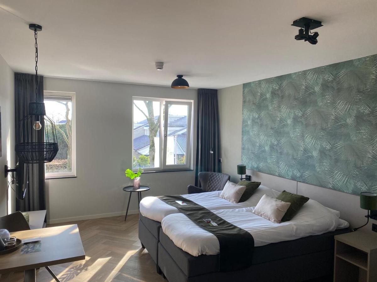 Standard Room,664219632:JPEG